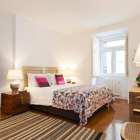 Charming Apartment In Alfama Lisbon Room photo