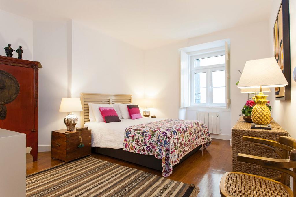 Charming Apartment In Alfama Lisbon Room photo
