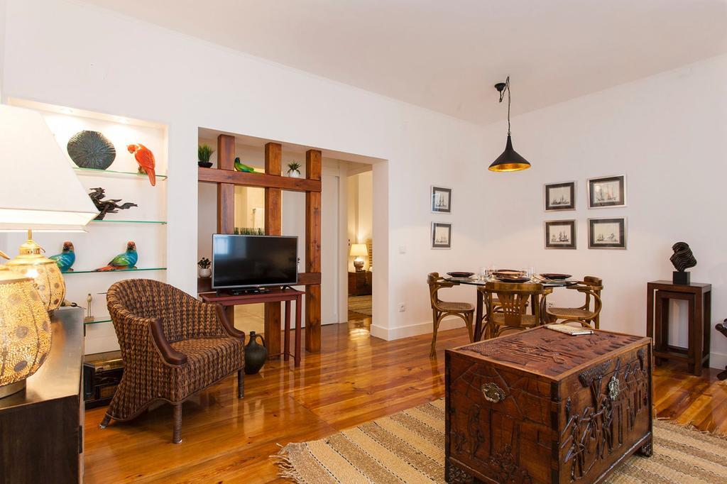 Charming Apartment In Alfama Lisbon Room photo
