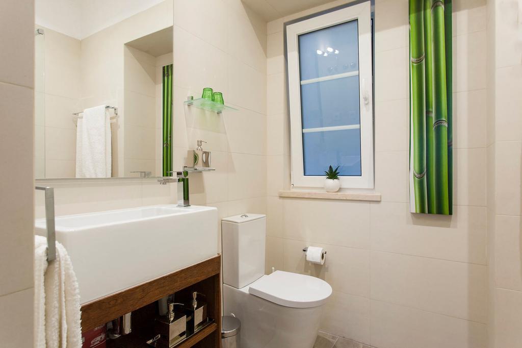 Charming Apartment In Alfama Lisbon Room photo